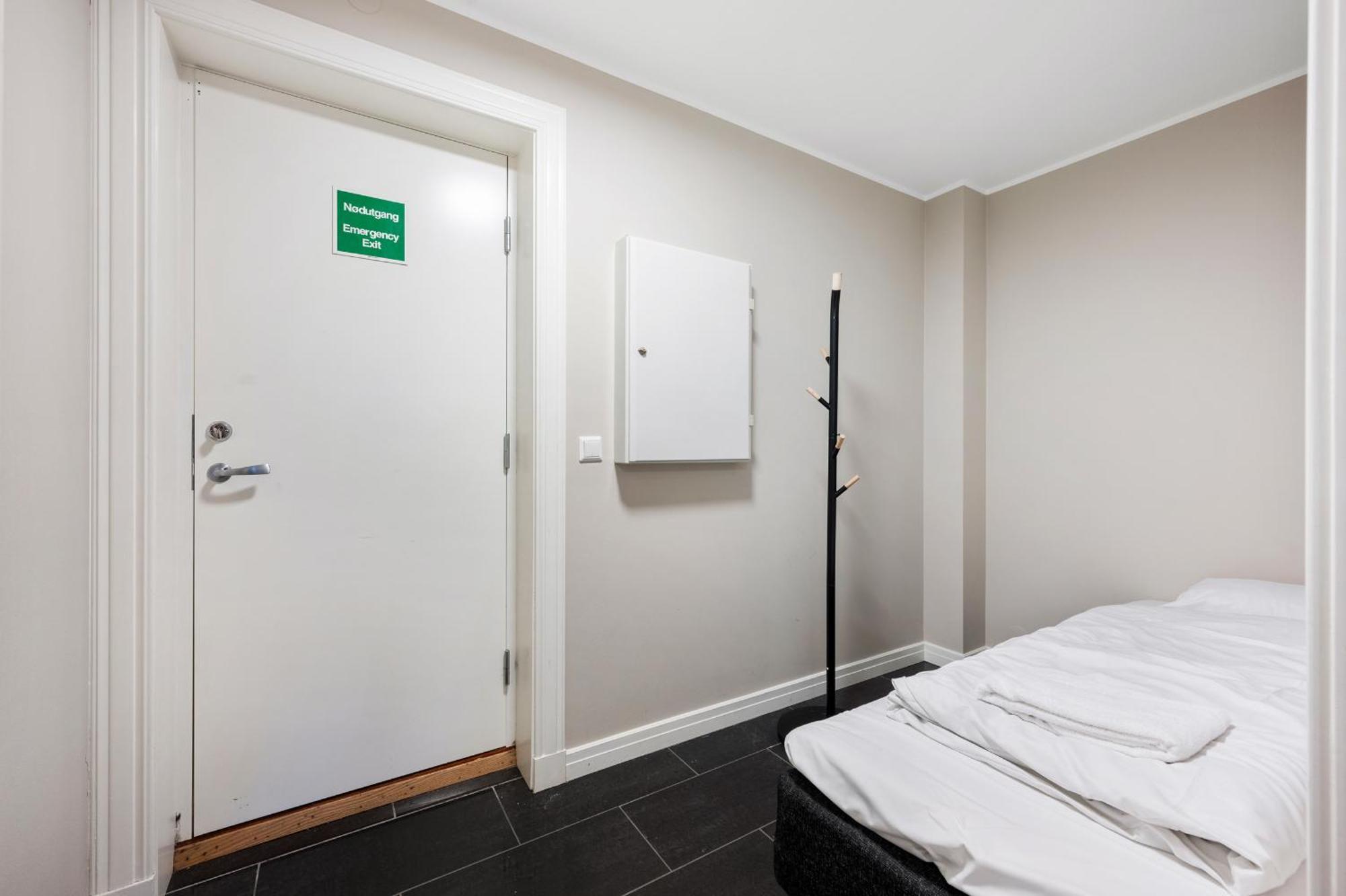 Апартаменти New! Modern City Apt: Central W/ Private Entrence Берген Екстер'єр фото